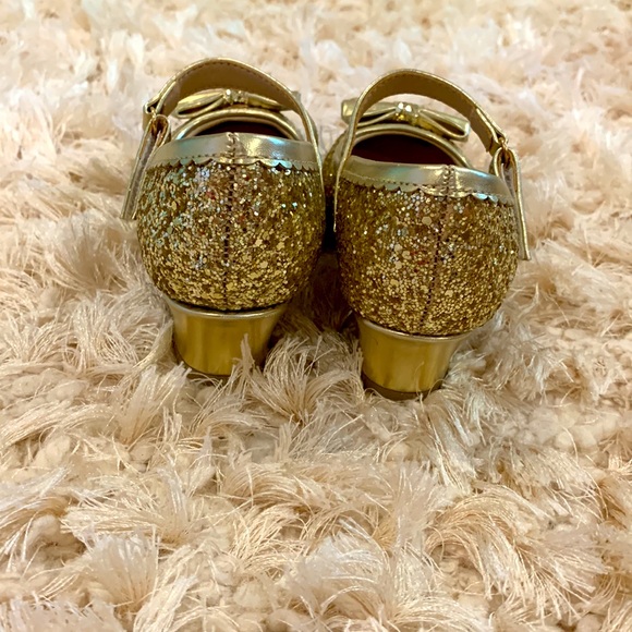 Gold Sparkle Heels! - Picture 2 of 4